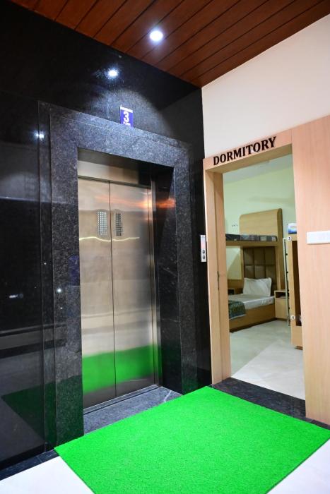 hotel unnati stay inn vijayapura by hrg