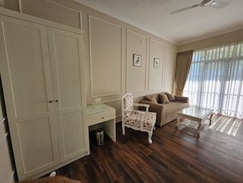 martens wilderness retreat