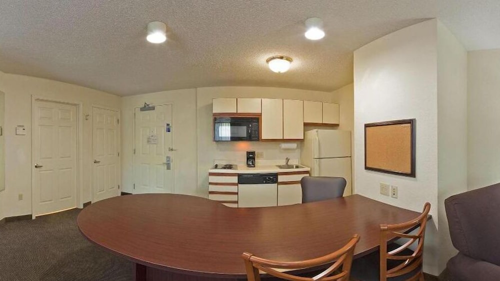 candlewood suites ft lee petersburg hopewell by ihg