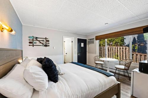 fresh coast motel