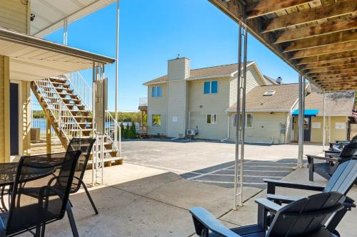 fresh coast motel