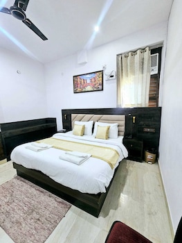 shri krishna divine dham