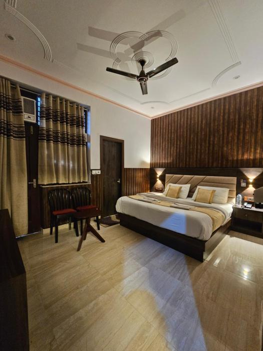 shri krishna divine dham