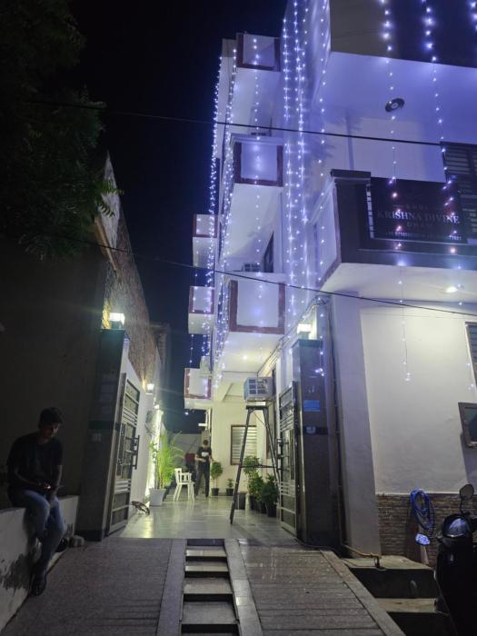 shri krishna divine dham