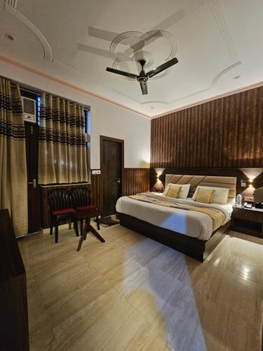 shri krishna divine dham