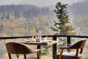 hotel marina drung waterfall by stay pattern