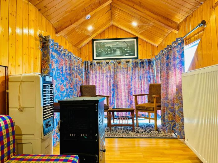 hotel marina drung waterfall by stay pattern