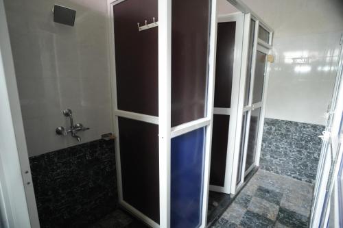 Hotel Metro Regency Inn,,3 star