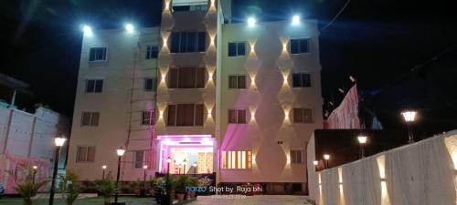 hotel shanti international