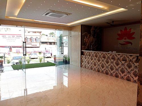 hotel shanti international