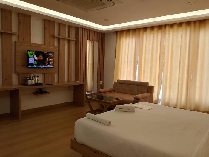 hotel shanti international