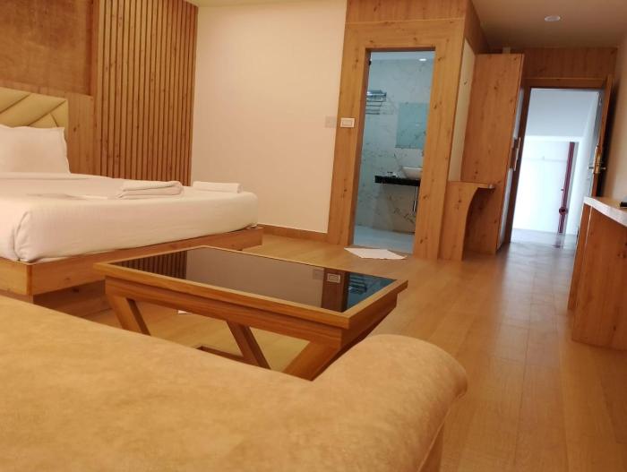 hotel shanti international