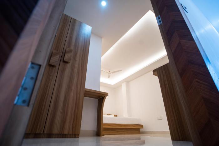 hotel shanti international