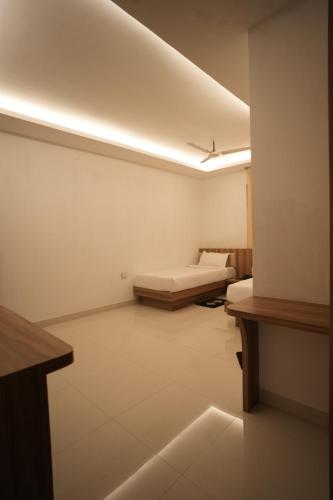 hotel shanti international