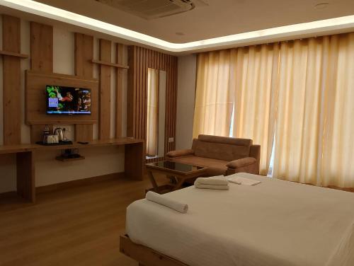 hotel shanti international