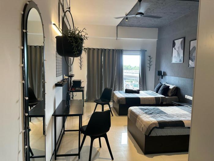 collection o local square whitefield