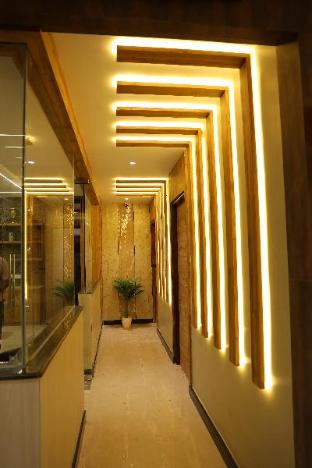 Mount Grande,,3 star