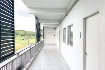 Tf Apartment,,3 star