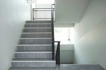 Tf Apartment,,3 star