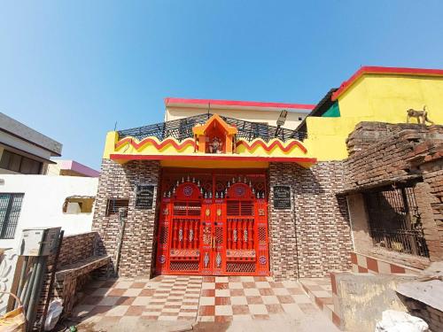 hotel o home tulsi satsang bhawan homestay
