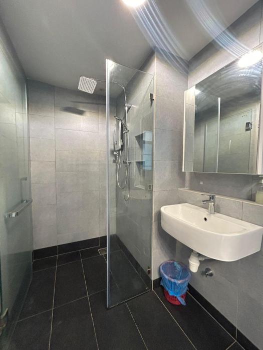 jesselton quay kota kinabalu city centre lw suites