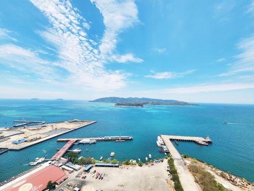 jesselton quay kota kinabalu city centre lw suites