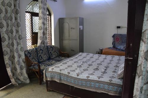 Hive Homestay,,3 star