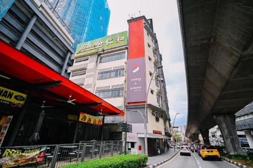 Swing & Pillows @ Masjid Jamek Kuala Lumpur,,3 star