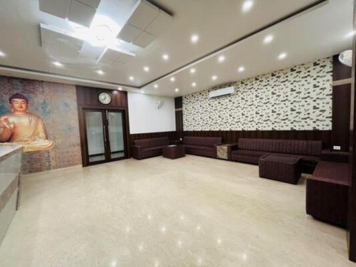 divine hotel and resorts