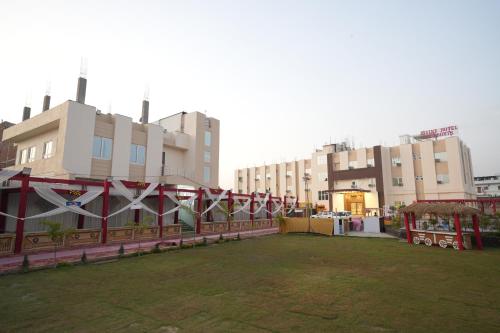 Divine Hotel And Resorts,,3 star