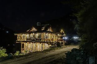 tirthan village resort