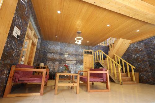 tirthan village resort
