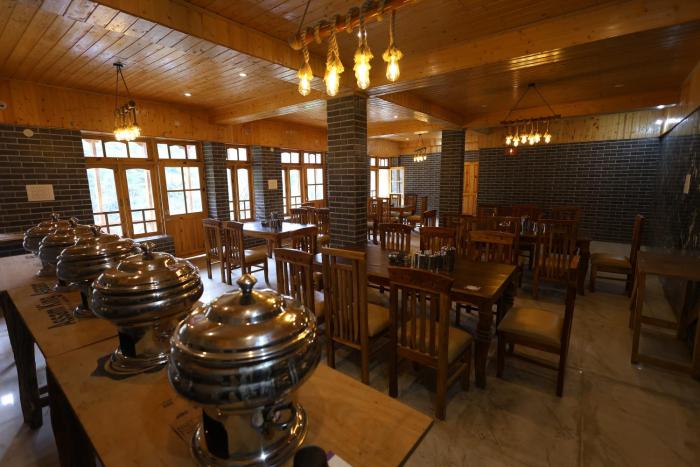 tirthan village resort