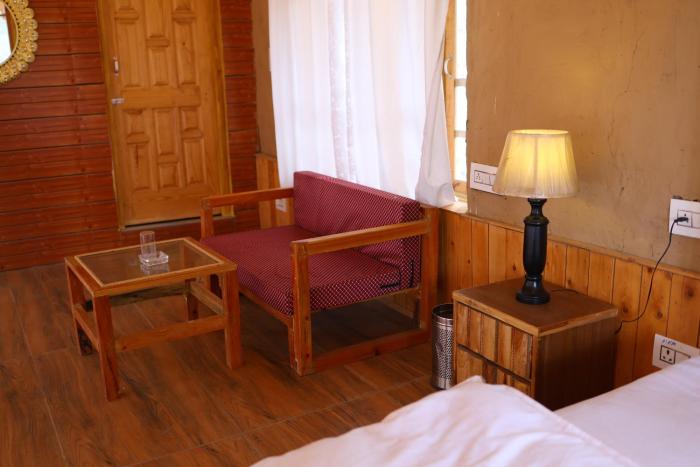 tirthan village resort