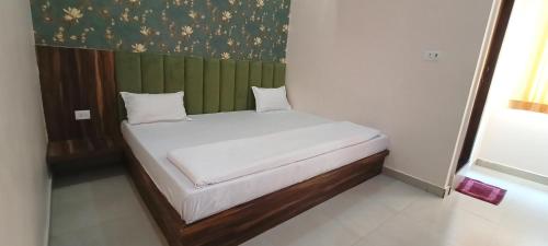Hotel Keshavam Inn,,3 star