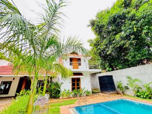 courtyard castle heritage resort