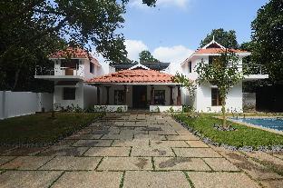 courtyard castle heritage resort