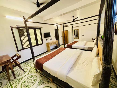 courtyard castle heritage resort