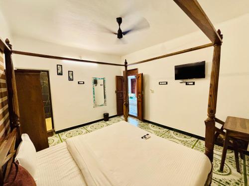 courtyard castle heritage resort