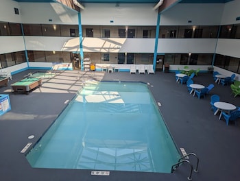 woodfield inn and suites