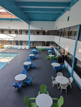 woodfield inn and suites