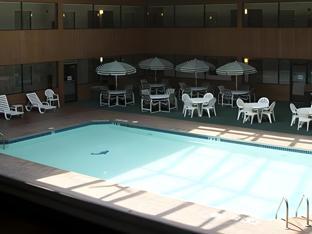 woodfield inn and suites