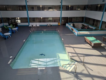 Woodfield Inn And Suites,Wisconsin>>Marshfield,2 star