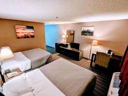 woodfield inn and suites
