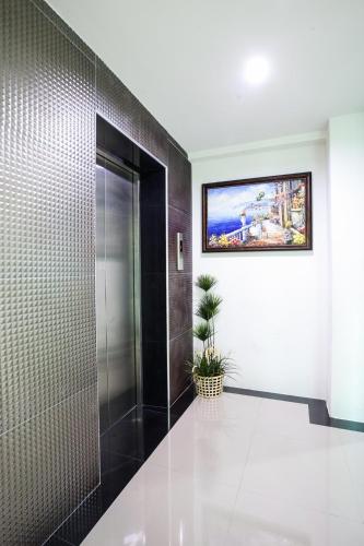 tone condorent hotel