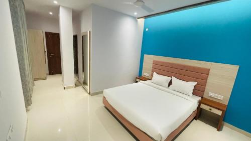 ab hotel and restaurant