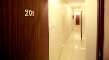 hotel grace executive