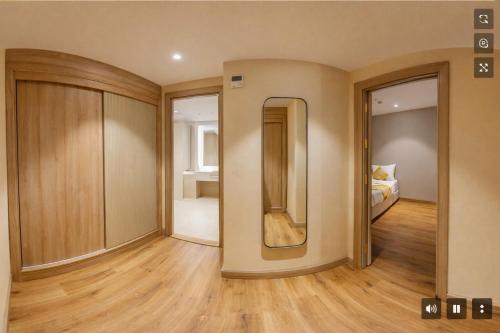 roya al andalus hotel