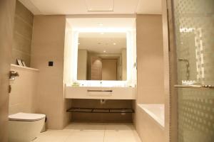 roya al andalus hotel