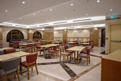 roya al andalus hotel